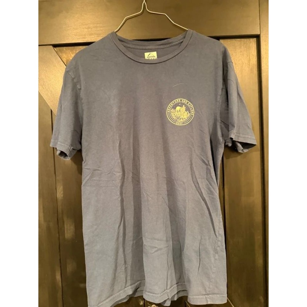Reef Adventure and Explore Graphic Tee Mens Large Blue Desert Cactus T-Shirt